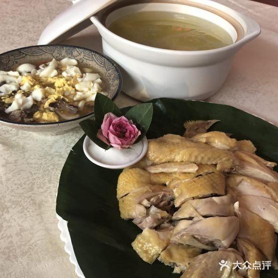 水云间食府休闲广场