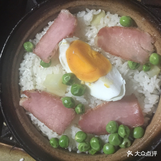 子阳红河建水世鸡脚王烧烤(总店)