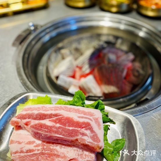 发光的猪빛나는 돼지 韩式烤肉(龙湖U城店)