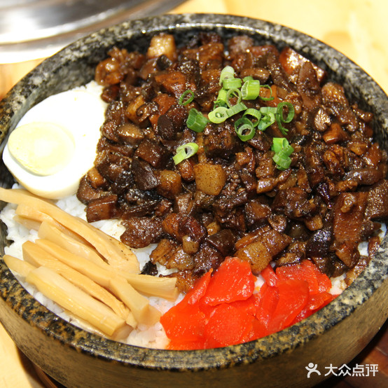 萌炙禾烧日式炭火烧肉料理(海欣哥伦布商业广场店)