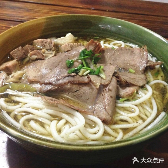 黄建带皮牛肉粉