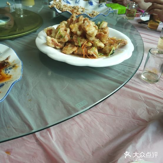 鸿盛饺子馆