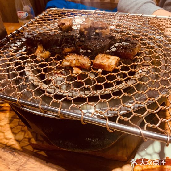 釜炉三自助烤肉(万达广场车城店)