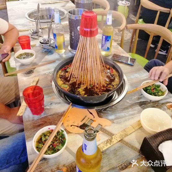 一串小煎饼胗肝火锅(万达店)