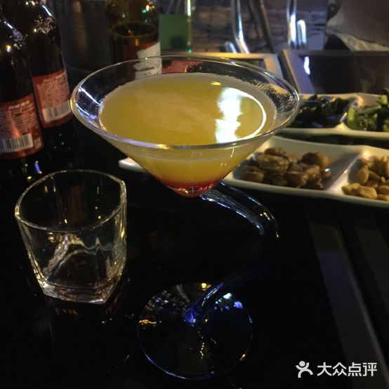 夜蒲音乐酒吧