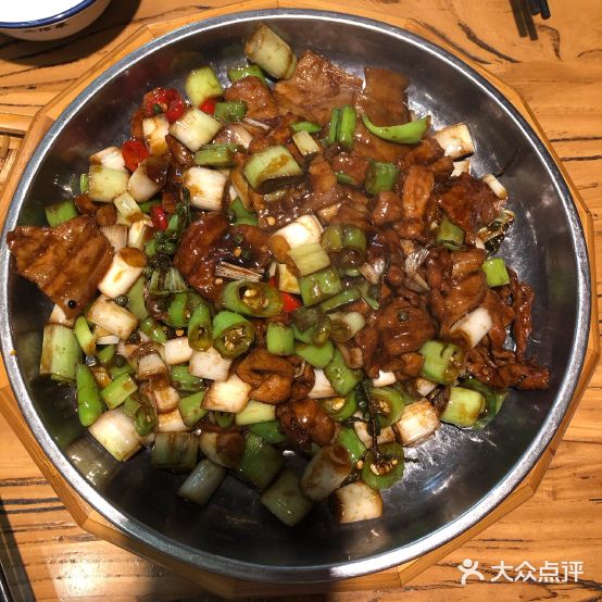 辣椒炒肉(新华路店)