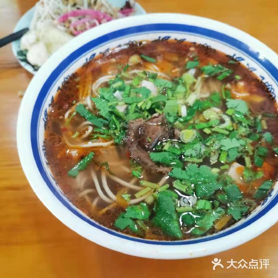 大曾牛肉拉面馆(民族北街店)