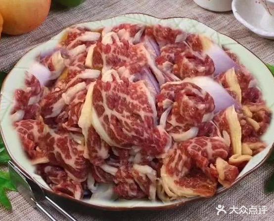 军哥烤牛肉(宾王店)