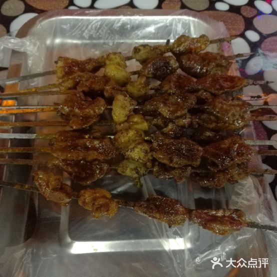 老王烤肉(小吃街店)