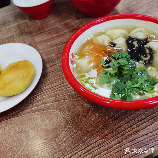 杜守仁馄饨三步(宝地店)