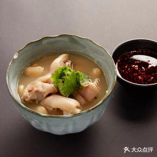 飞锅肥肠鸡(翔宇小区店)