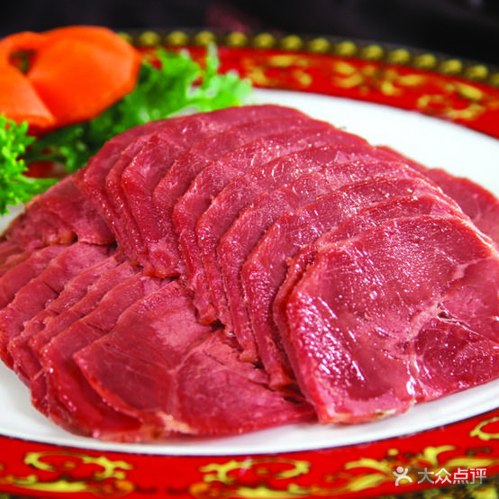 余老家大腊牛肉夹馍肉丸糊辣汤