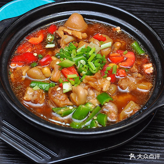 食必思酸菜鱼黄闷鸡饭