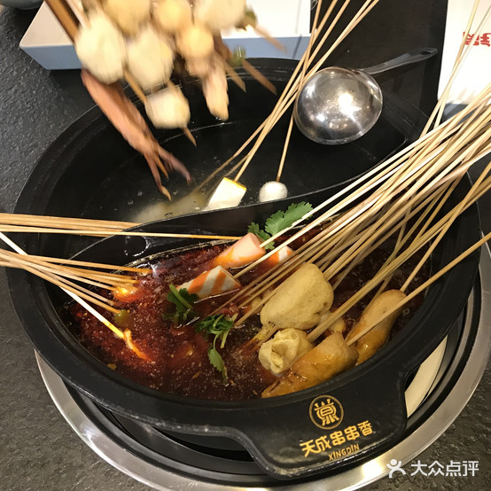 天成串串香火锅(突泉店)