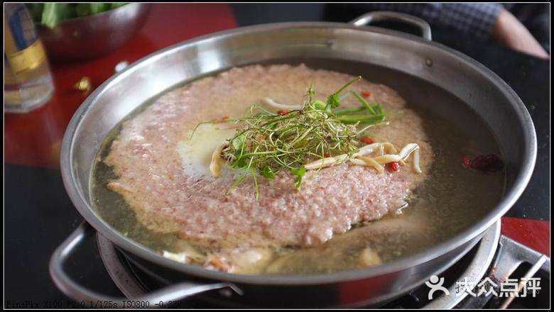 立财肉饼鸡、鸽卫生菌火锅店