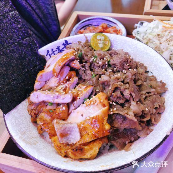 仟喜丼日式烤肉饭(银泰城店)