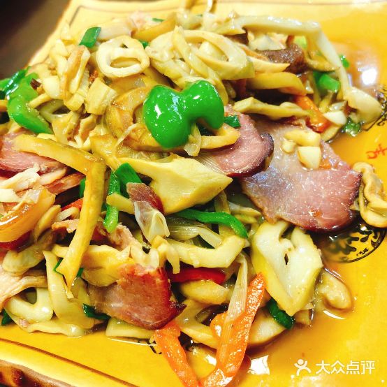 粗粮野菜平件美食(红坪店)