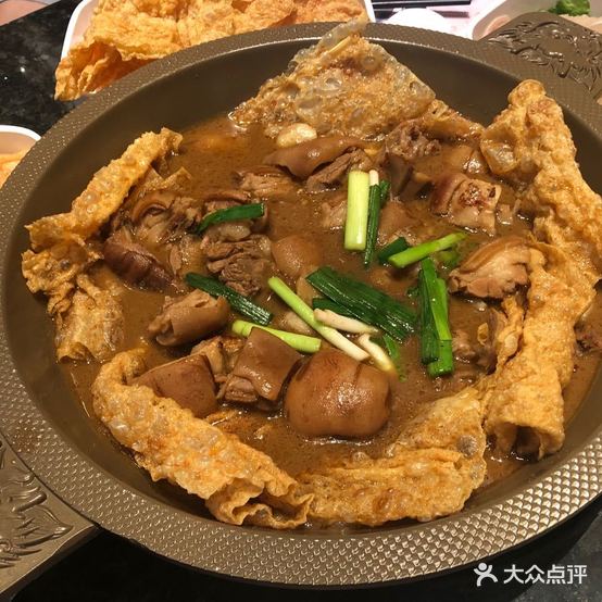 新兴饭店·百年羊肉煲(前进路总店)