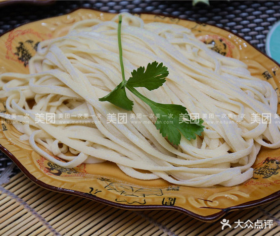 雷府纸上烤鱼