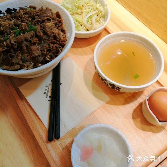 熊吞·大碗丼烤肉饭(裕华万达店)