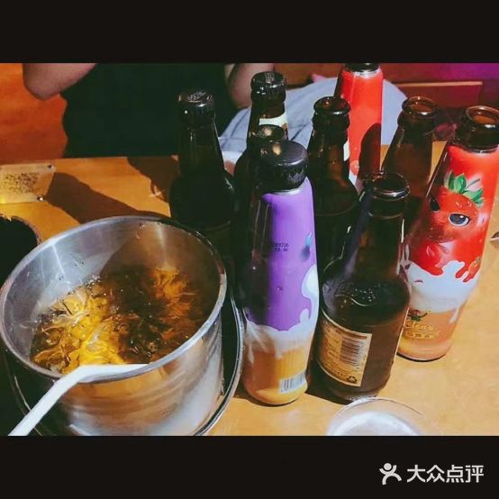 Heolen海伦司小酒馆(天津龙云商厦店)