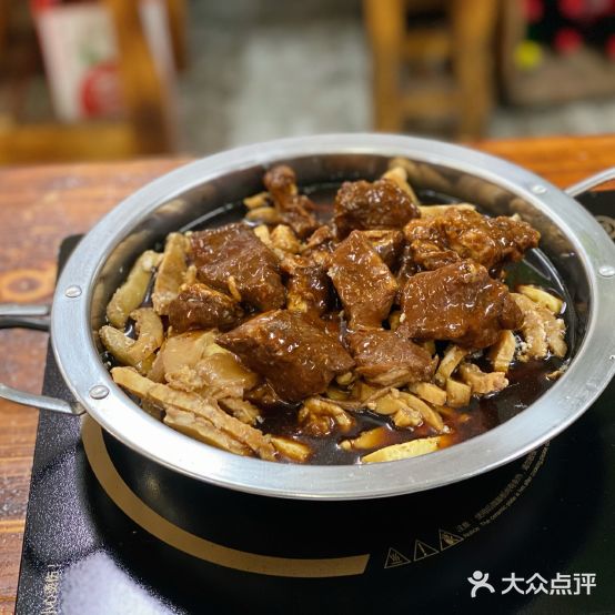 胡卢娃牛板筋火锅(鼓楼店)