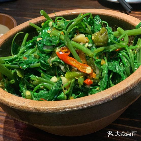 陈女子美食街(海亮天城)