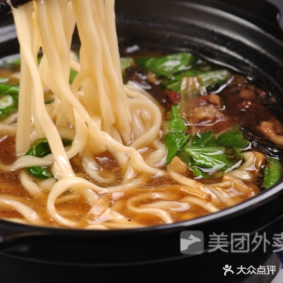 姚安丑豆腐砂锅米线(文汇路店)