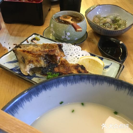 薄野小路·日本料理(滨河广场店)