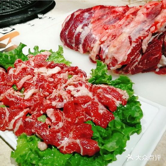 针牛手切鲜牛肉烤串