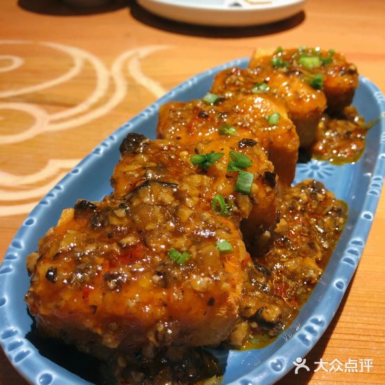 云雪丽·木楼特色餐厅·金和餐饮