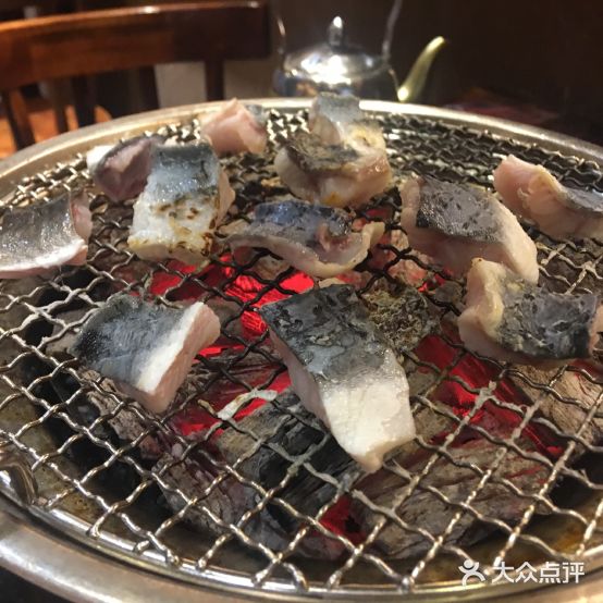 金价鳗鱼小火盆烤肉