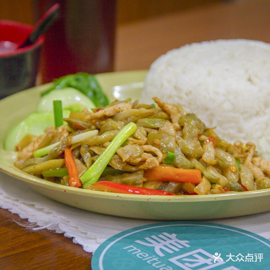 富记隆江猪脚饭(第一分店)