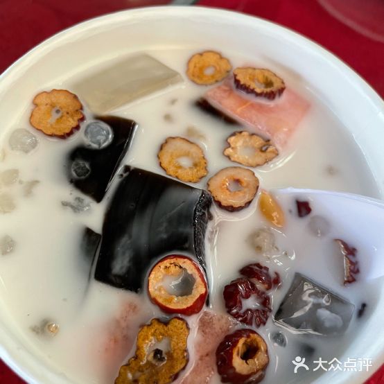 清补凉鲜果炒冰(八爪鱼美食广场店)