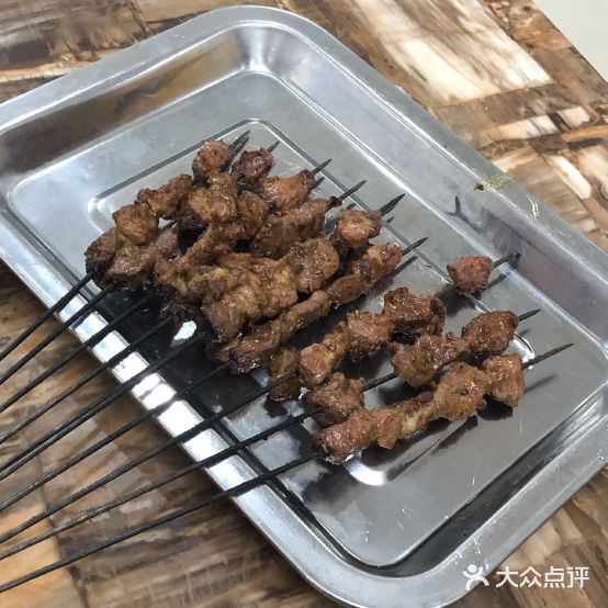 鲜记西宁羊肠面烤肉面食