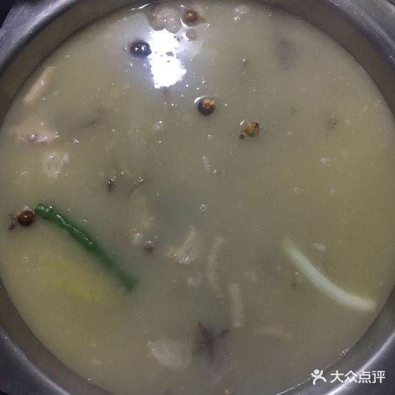 龙阁春肉羊馆(聚缘街店)