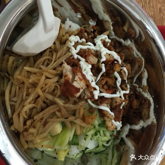 80烤肉伴饭