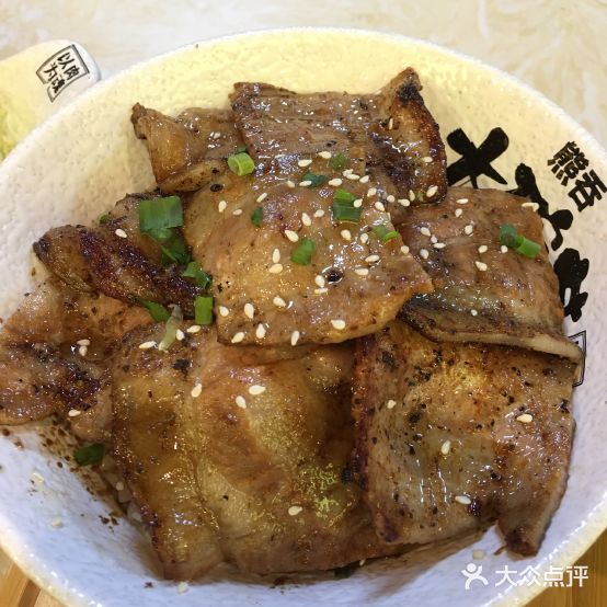 熊吞·大碗丼日式烧肉饭(济南西站店)