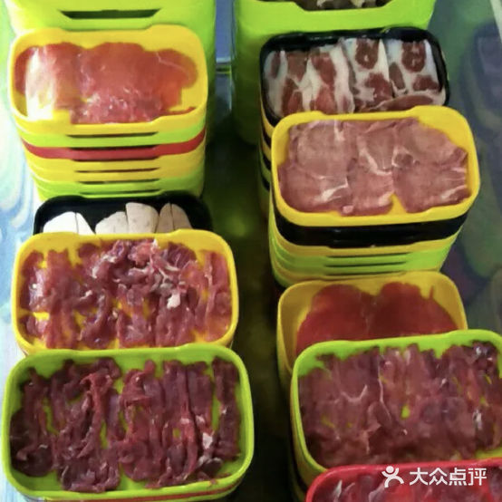 彩鹿·潮汕·鲜牛肉·自助火锅(伊电园店)