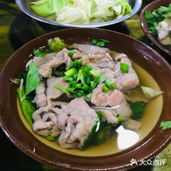 罗记翘脚牛肉(白燕路店)