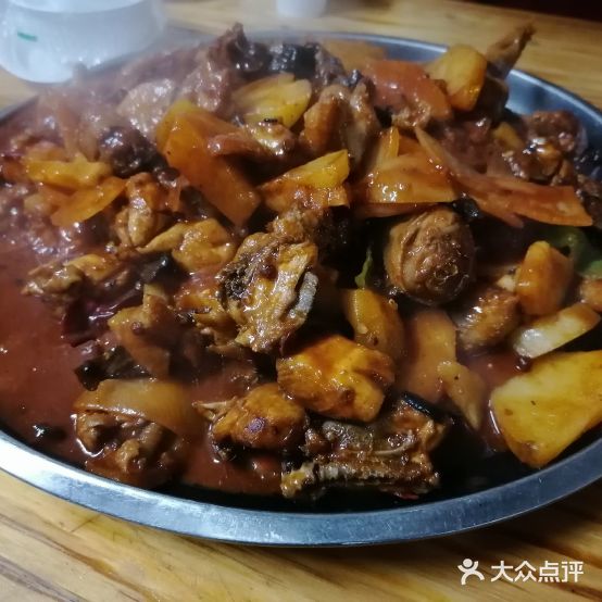 赵宏伟大盘鸡地锅鸡(文帝街分店)