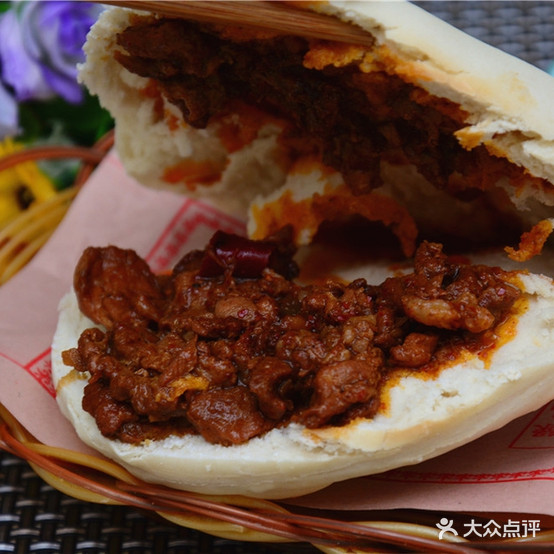 开心吃点骨汤饸络面