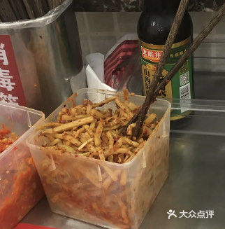 桂姥姥·桂林卤粉·锅烧桂林米粉(莲塘店)