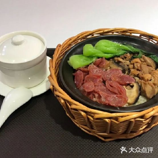 蟹洞煲仔饭(花间巷店)