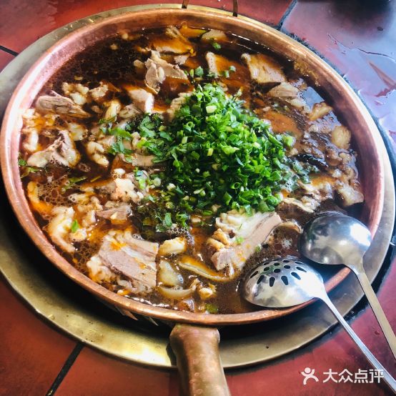 朝伟清真铜瓢牛肉管(东升商场店)