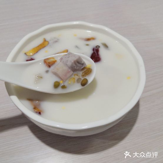 陈记冷饮杂粮(华盈花园店)