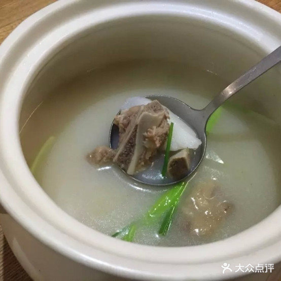 欧状元英幼儿辅食餐厅(国购广场店)