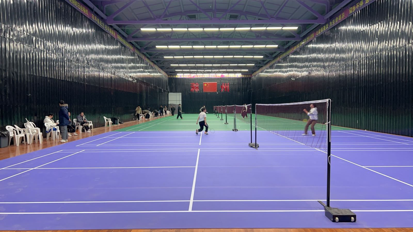 新羽羽毛球馆(紫薇小学分店)