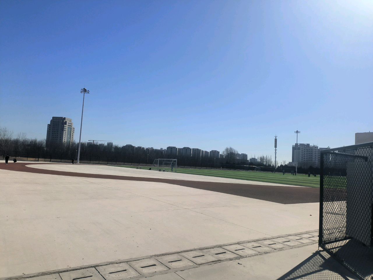 燕山大学第三体育场