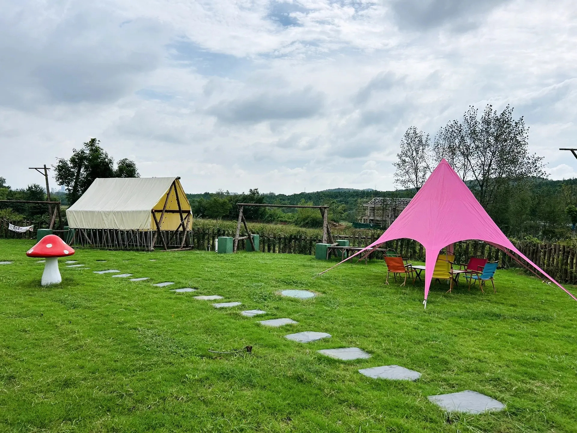 山野·听风露营基地